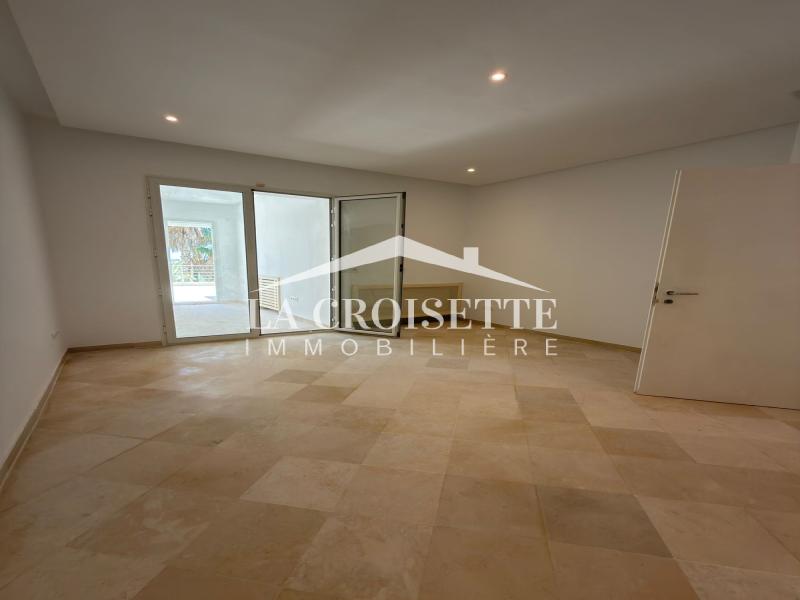 Appartement S+2 avec terrasse à Gammarth